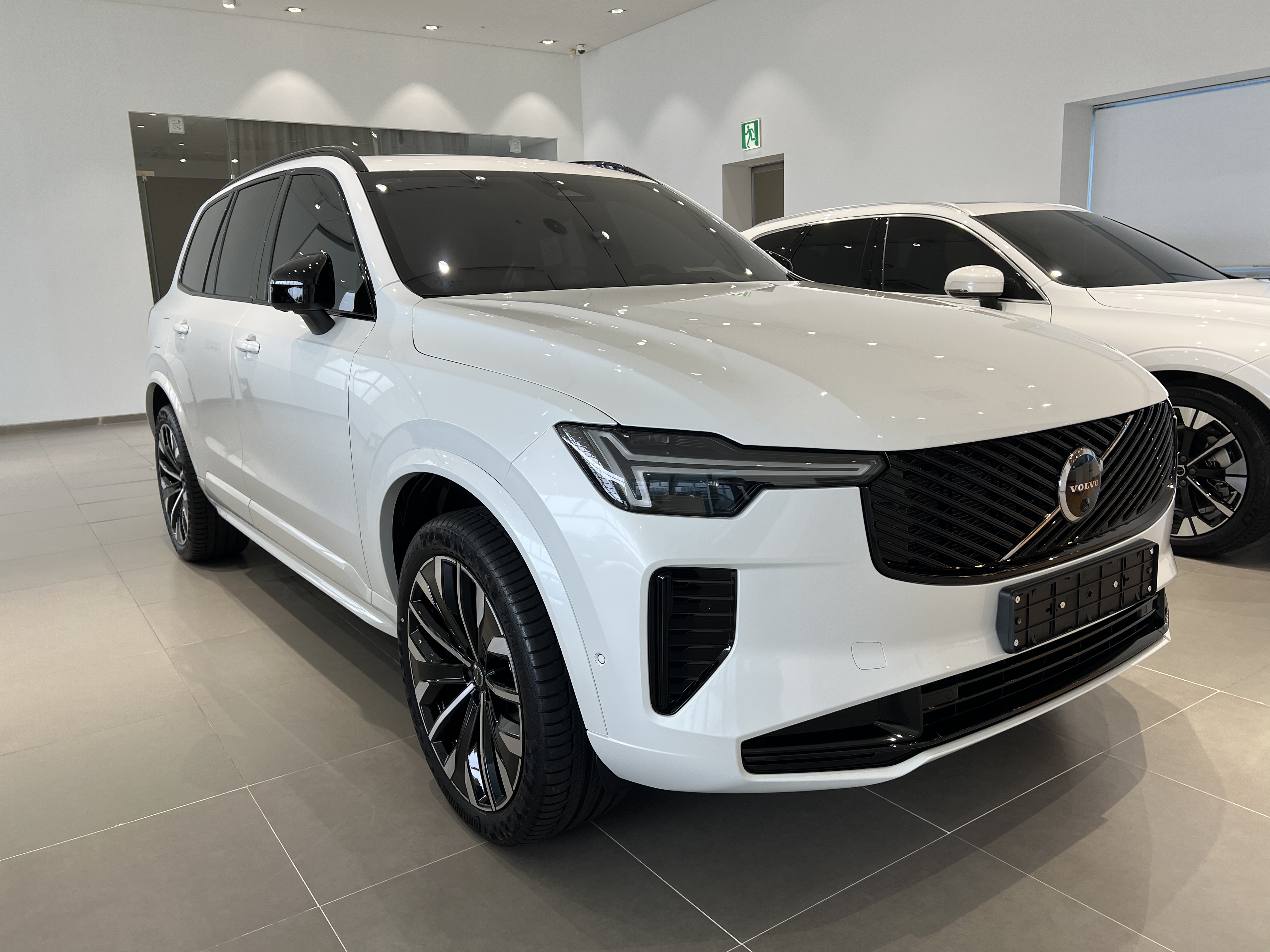볼보 xc90 장기렌트와 리스 비교해보고 결정하세요!