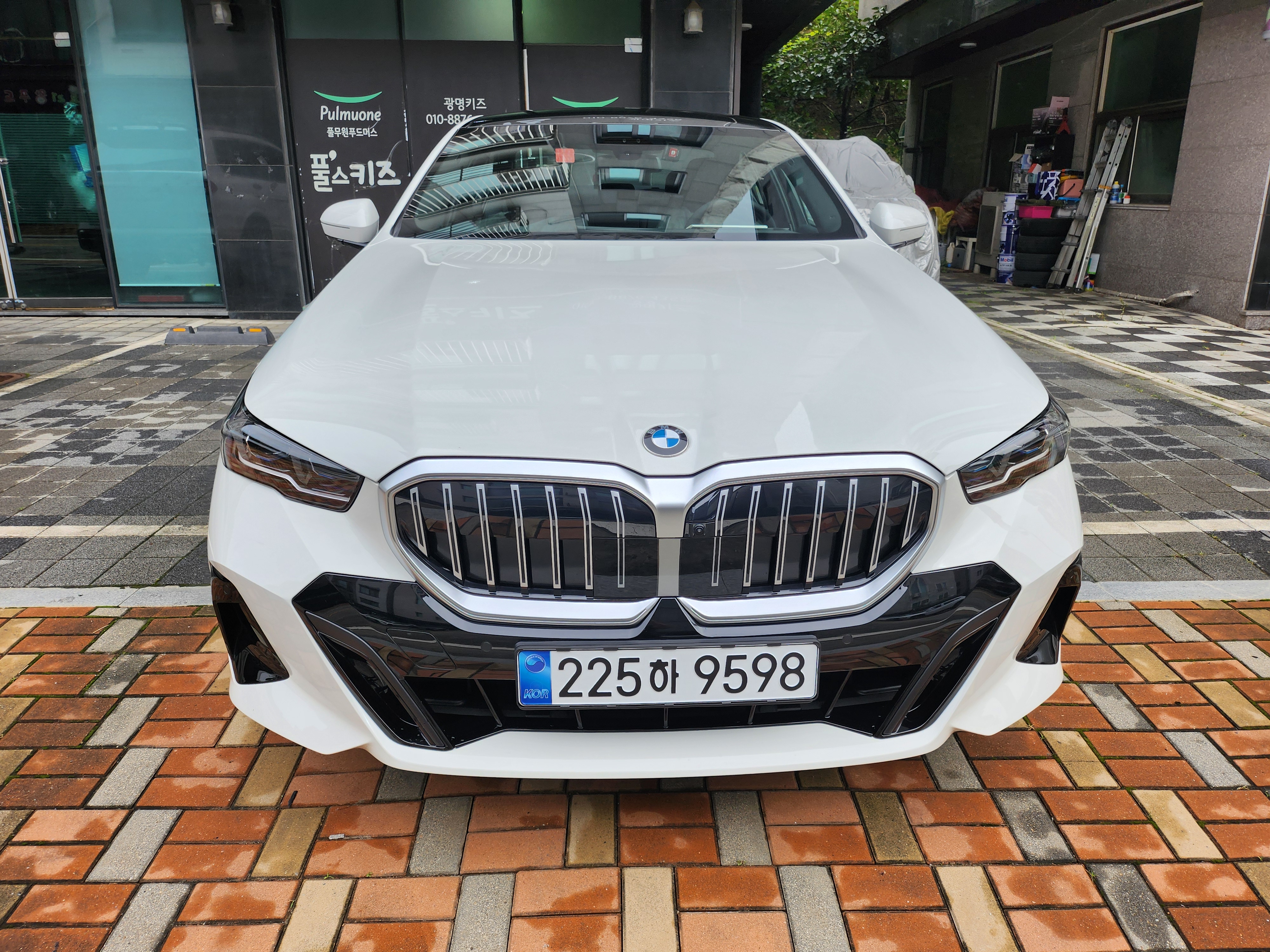BMW 520i 장기렌트, 고민 끝에 선택했는데 정말 만족합니다.