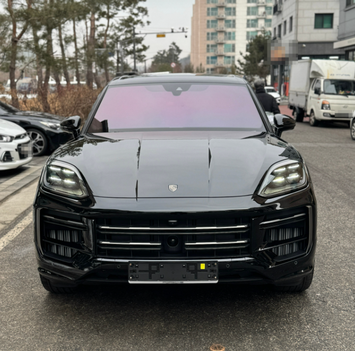 포르쉐 카이엔 하이브리드 장기렌트, 중요한 미팅을 위한 선택