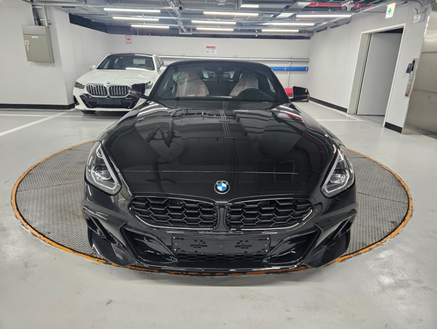BMW Z4 장기렌트, 오래 꿈꾸던 오픈카를 부담 없이 출고한 후기