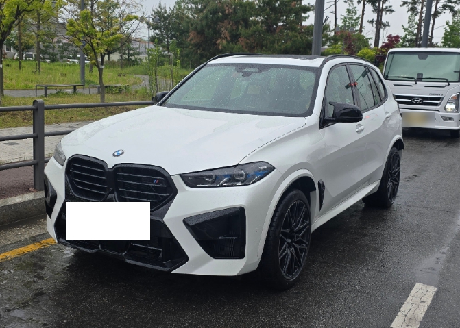 BMW X5 M 장기렌트 박팀장님 덕분에 좋은 조건으로 출고했습니다