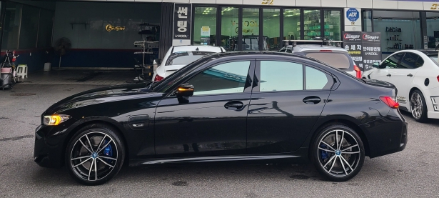 BMW 3시리즈 플러그인 하이브리드 리스 강팀장님 덕분에 만족스럽게 계약했습니다