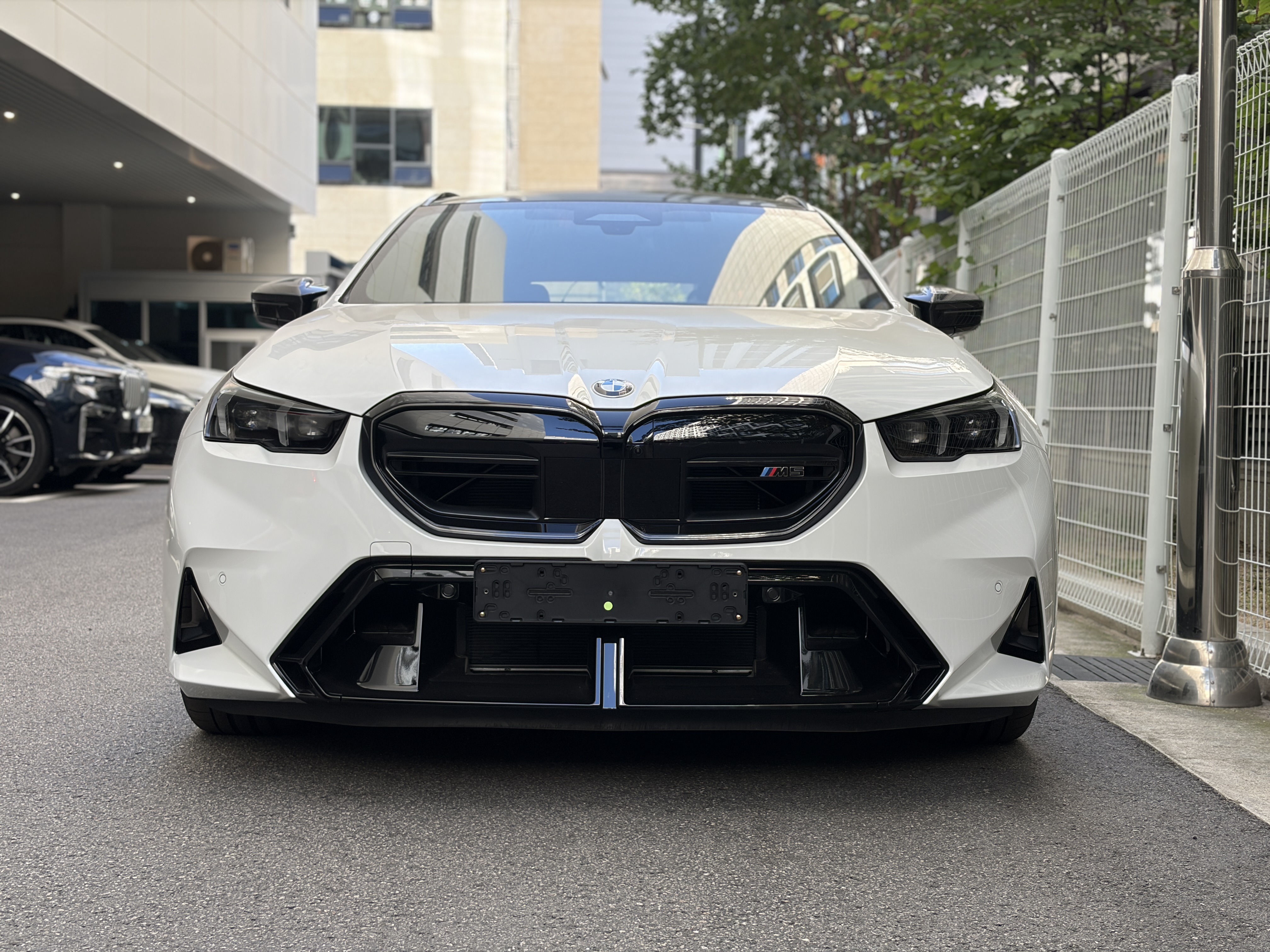BMW M5 리스, 오래 꿈꿔 온 차를 가장 현실적으로 만난 출고 후기